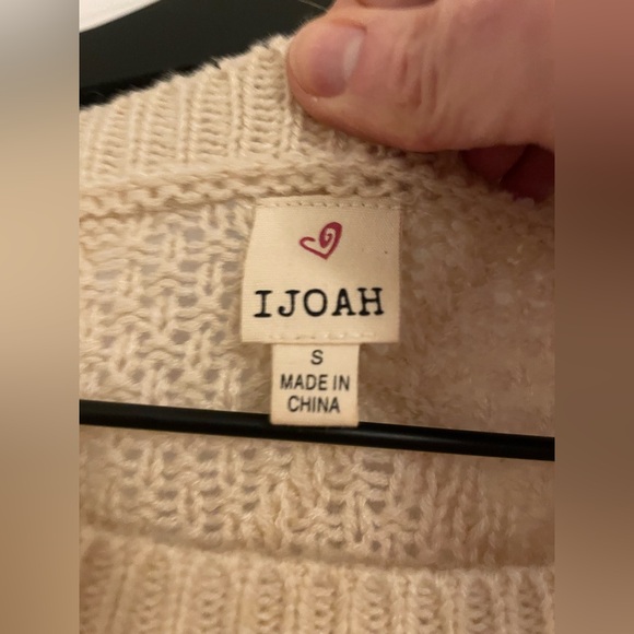 NWOT Cream Knit Sweater - Picture 6 of 7